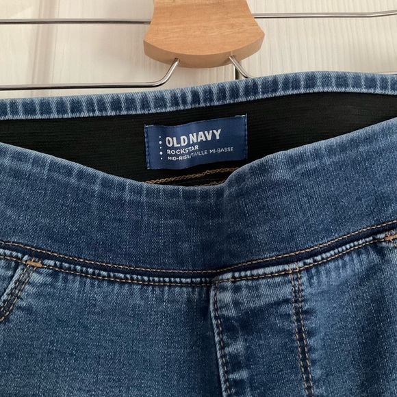 Old Navy jeans - Picture 2 of 2